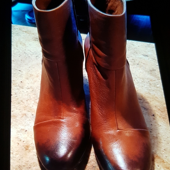 VINCE CAMUTO•Ankle Boot sz 10 SOLD ON TITLE - Picture 12 of 13